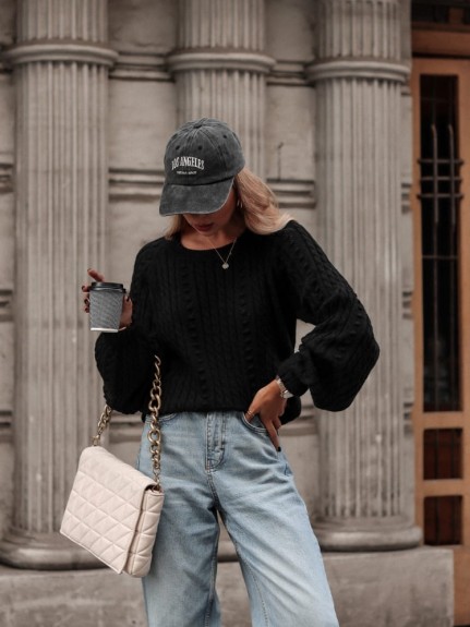 Miły sweter damski z wełny Cocomore czarny