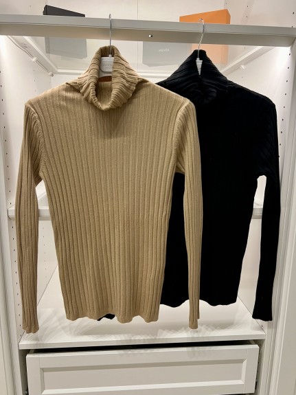 Prążkowany golf damski Cocomore