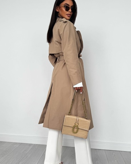 Karmelowy trencz damski Edan – dwurzędowy płaszcz przejściowy na wiosnę