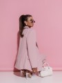 Różowa marynarka damska oversize – elegancki żakiet dwurzędowy Me Gusta