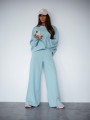 Błękitny dres damski oversize Me Gusta – bluza i szerokie spodnie
