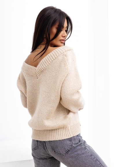 Sweter damski w serek z wełną i moherem beżowy Cleo Madame Sue