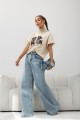 Beżowy damski t-shirt z nadrukiem Cocomore Dog