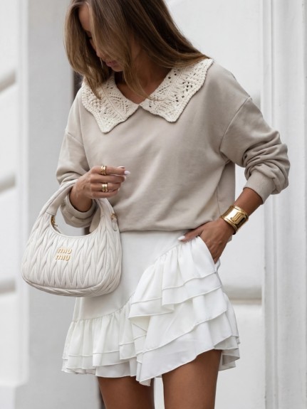 Beżowa bluza damska z kołnierzykiem Cocomore