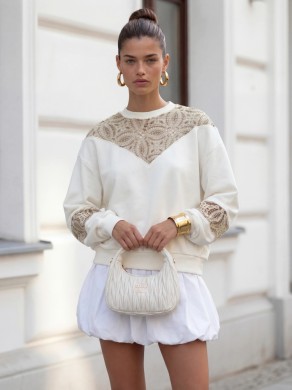 Śmietankowa bluza damska z koronką Cocomore