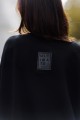 Bluza damska oversize Me Gusta czarna - bawełniana, z naszywką muchy