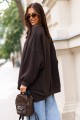 Bluza damska oversize Me Gusta czekoladowa - bawełniana, z naszywką muchy