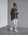 Bluza damska oversize Me Gusta grafitowa – bawełniana, z naszywką muchy